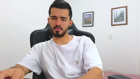 Snapshot of alejandroo_7 chatting on January 20, 2025, 6:53 pm alejandroo_7 online show from January 20, 2025, 6:53 pm