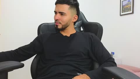 Snapshot of alejandroo_7 chatting on January 22, 2025, 9:54 pm alejandroo_7 online show from January 22, 2025, 9:54 pm