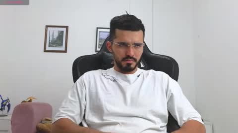 Snapshot of alejandroo_7 chatting on September 27, 2025, 8:47 pm alejandroo_7 online show from September 27, 2025, 8:47 pm