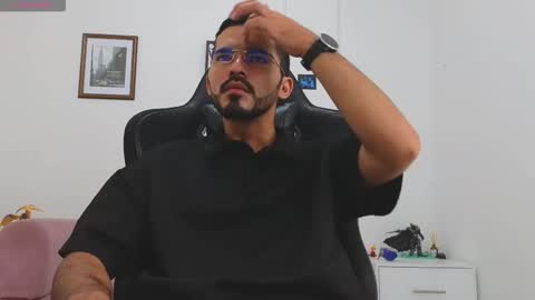 Snapshot of alejandroo_7 chatting on October 11, 2025, 2:04 pm alejandroo_7 online show from October 11, 2025, 2:04 pm