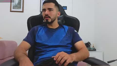 Snapshot of alejandroo_7 chatting on October 18, 2025, 3:13 pm alejandroo_7 online show from October 18, 2025, 3:13 pm