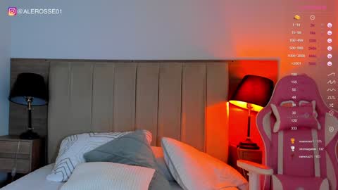 alejandra independent models online show from December 30, 2024, 8:04 pm