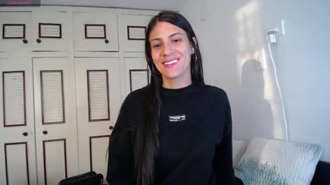 alejaxxxhot online show from October 17, 2025, 10:23 pm