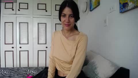 alejaxxxhot online show from November 16, 2025, 1:49 pm