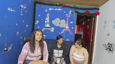 zoe and Kataleya online show from January 28, 2025, 12:22 pm