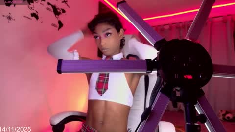 alejo_cute online show from November 16, 2025, 10:59 pm