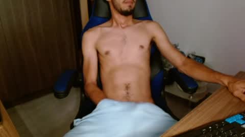 Snapshot of alejo_hot23 chatting on May 25, 2026, 2:06 am David online show from May 25, 2026, 2:06 am