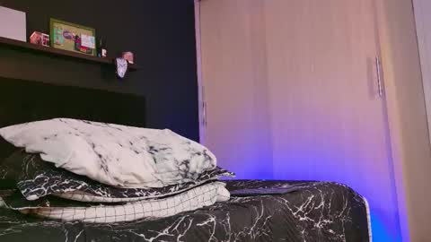 Alejo online show from October 28, 2025, 11:07 pm