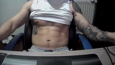 alejoduarte16 online show from May 24, 2026, 5:07 pm