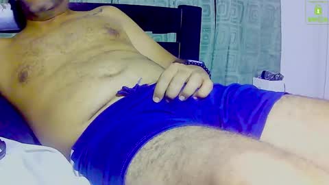 alejohot29 online show from December 2, 2024, 2:53 am