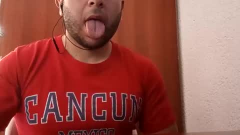 Alejo online show from November 27, 2025, 6:10 pm