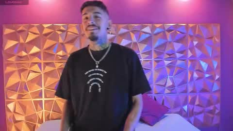 aleking13 online show from October 22, 2025, 12:16 pm