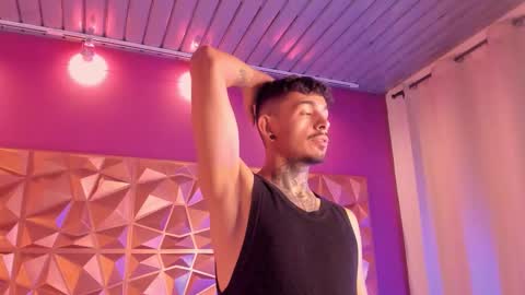 aleking13 online show from October 30, 2025, 12:17 pm