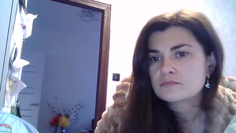 aleksafalii online show from December 3, 2025, 11:19 am