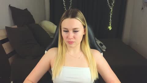 Alena online show from January 23, 2025, 4:26 pm