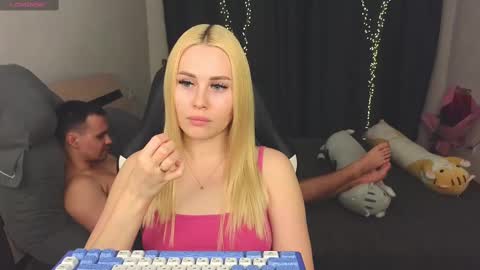 Alena online show from March 1, 2025, 4:33 pm