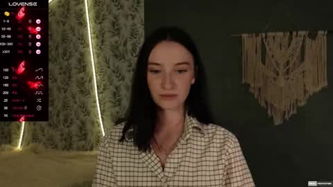 Snapshot of alena_navi chatting on January 30, 2025, 3:44 am Alena online show from January 30, 2025, 3:44 am