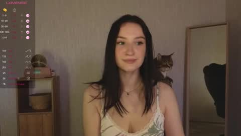 Alena online show from May 30, 2026, 2:36 pm