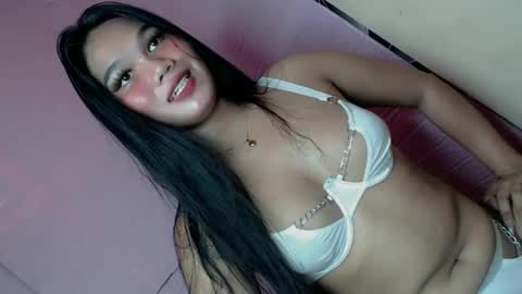 Kimmygirl online show from January 8, 2025, 12:28 am