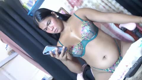 Snapshot of alena_sanggre69 chatting on April 30, 2026, 6:47 pm Kimmygirl online show from April 30, 2026, 6:47 pm