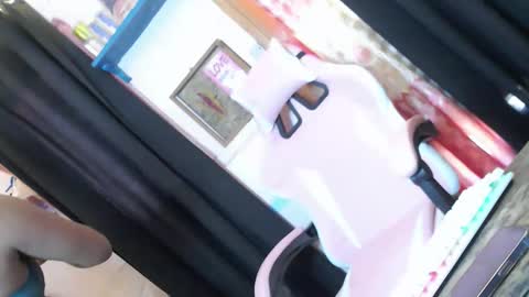 Snapshot of alena_sanggre69 chatting on May 4, 2026, 5:14 am Kimmygirl online show from May 4, 2026, 5:14 am