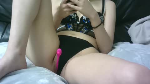 Snapshot of aleniia19 chatting on February 2, 2025, 8:08 pm Aleniia19 online show from February 2, 2025, 8:08 pm