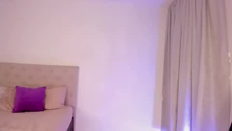 Alesay online show from January 19, 2026, 3:32 am