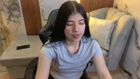 Snapshot of alesia_v chatting on July 2, 2026, 2:55 am Live 1000pm 600am COLOMBIAN HOUR online show from July 2, 2026, 2:55 am