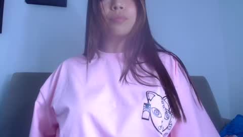 QUEEN OFF MILk  IM BACK  15 NOV online show from December 22, 2024, 1:01 am