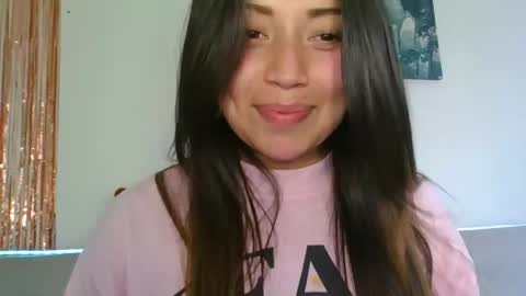 Snapshot of aleska_dollx chatting on November 27, 2025, 8:33 pm QUEEN OFF MILk IM BACK 15 NOV online show from November 27, 2025, 8:33 pm