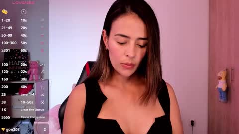 AlessandraMoreli Its my birthday online show from November 28, 2025, 8:11 pm