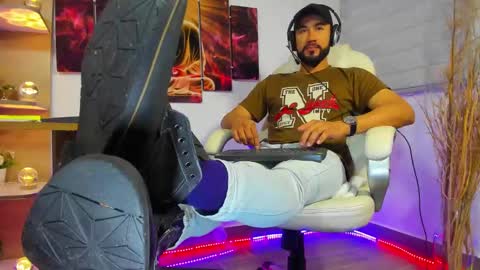 Snapshot of alessandro__wye chatting on January 27, 2025, 12:43 am ALESSANDRO WYE online show from January 27, 2025, 12:43 am