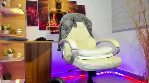 Snapshot of alessandro__wye chatting on January 30, 2025, 3:22 am ALESSANDRO WYE online show from January 30, 2025, 3:22 am