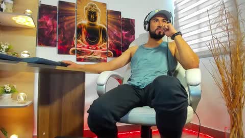 Snapshot of alessandro__wye chatting on February 23, 2025, 2:25 pm ALESSANDRO WYE online show from February 23, 2025, 2:25 pm