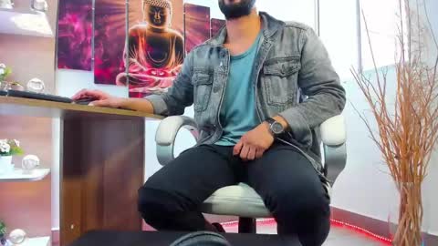 Snapshot of alessandro__wye chatting on February 23, 2025, 6:01 pm ALESSANDRO WYE online show from February 23, 2025, 6:01 pm