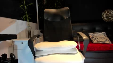 Snapshot of alessandro__wye chatting on September 14, 2025, 10:36 am ALESSANDRO WYE online show from September 14, 2025, 10:36 am