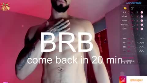 Snapshot of alessandro_dibellucci chatting on January 5, 2025, 7:17 pm Kciqu3 Independent model online show from January 5, 2025, 7:17 pm