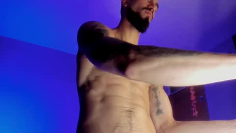 Snapshot of alessandro_dibellucci chatting on January 25, 2025, 6:23 am Kciqu3 Independent model online show from January 25, 2025, 6:23 am