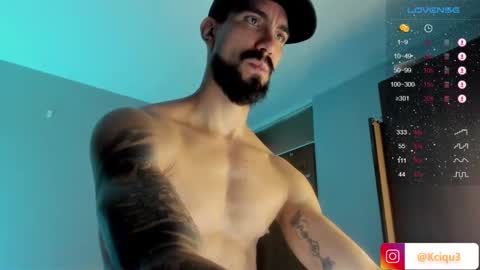 Snapshot of alessandro_dibellucci chatting on February 9, 2025, 6:16 pm Kciqu3 Independent model online show from February 9, 2025, 6:16 pm