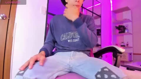 Snapshot of alessandro_dybala chatting on December 29, 2024, 11:50 am Alessandro Dybala online show from December 29, 2024, 11:50 am