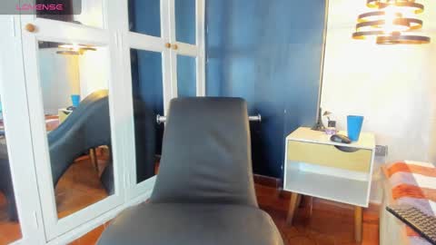 Snapshot of alessandro_dybala chatting on February 12, 2025, 2:54 pm Alessandro Dybala online show from February 12, 2025, 2:54 pm