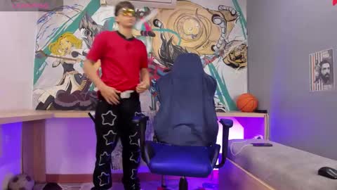 Snapshot of alessandro_dybala chatting on October 11, 2025, 12:15 pm Alessandro Dybala online show from October 11, 2025, 12:15 pm