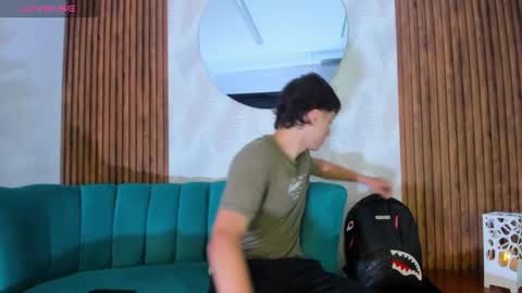 Snapshot of alessandro_dybala chatting on October 15, 2025, 12:05 pm Alessandro Dybala online show from October 15, 2025, 12:05 pm