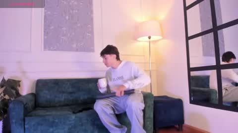 Alessandro Dybala online show from November 18, 2025, 12:31 pm