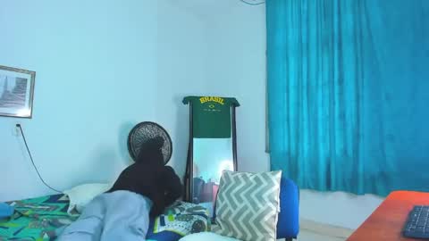 Alessandro Dybala online show from April 11, 2026, 12:31 pm