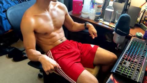 Alessandro online show from March 8, 2026, 7:28 pm