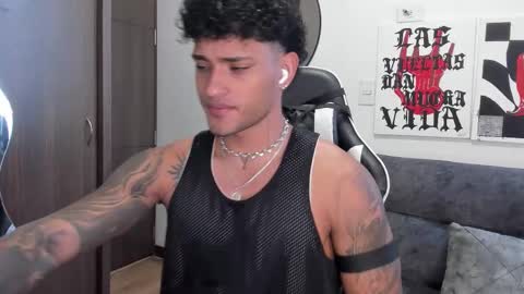 Alessandro Vanni online show from December 22, 2025, 3:42 pm