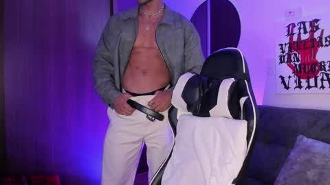 Alessandro Vanni online show from April 13, 2026, 9:31 pm