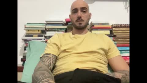 alessandromori91 online show from April 3, 2026, 8:07 pm