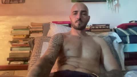 alessandromori91 online show from May 27, 2026, 5:04 am